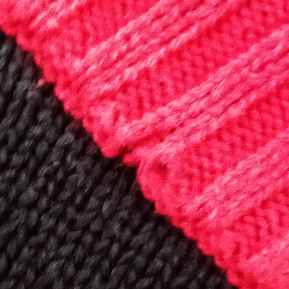 Liz Claiborne Striped Sweater Red, White, and Black Size M - Picture 11 of 11